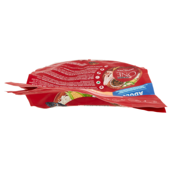 PURINA ONE Medium/Maxi Adult Ricco in Pollo con Riso 2,5 kg