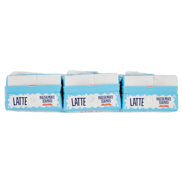 Arborea Latte Parzialmente Scremato UHT a Lunga Conservazione 3 x 200 ml