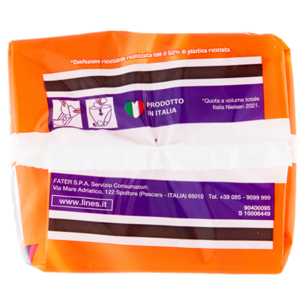 Lines Seta ultra flussi leggeri 16 pz